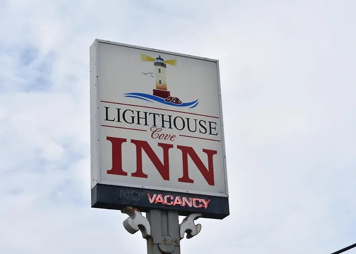Lighthouse Cove Inn