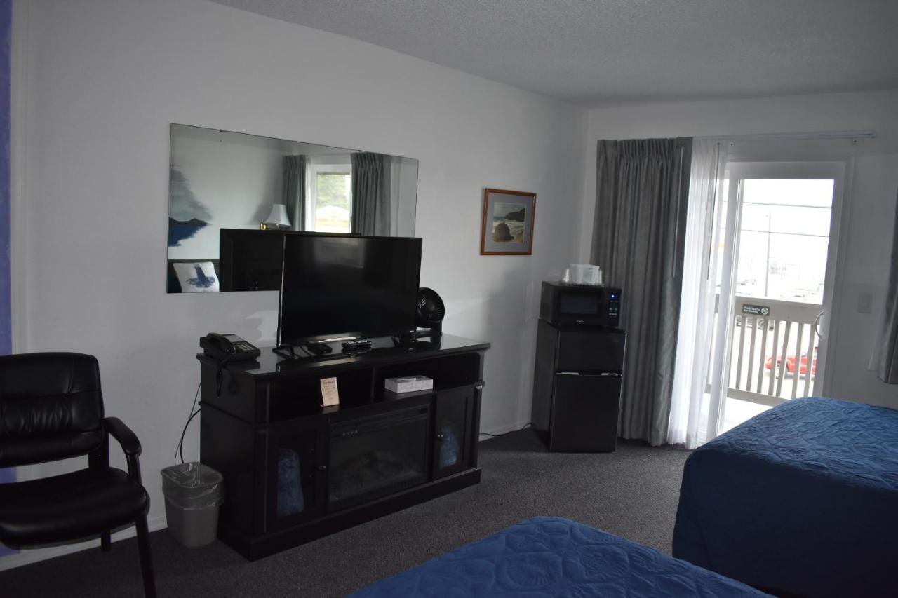 Lighthouse Cove Hotel 5*
